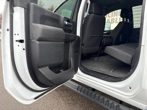 Used 2023 Chevrolet Silverado 2500 LT AWD/4WD image 16