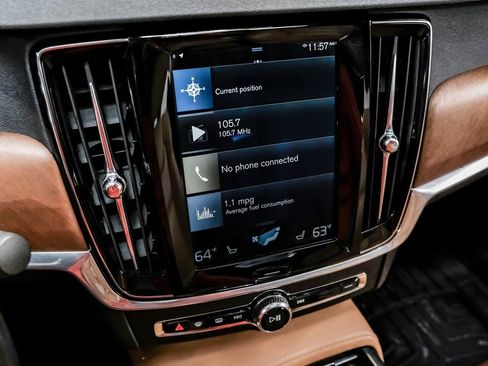 Used 2017 Volvo S90 T6 Inscription w/ Vision Package image 35