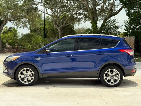 Used 2014 Ford Escape Titanium w/ Equipment Group 401A FWD image 8