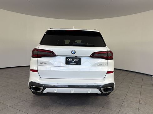 Used 2021 BMW X5 xDrive40i w/ M Sport Package AWD/4WD image 10