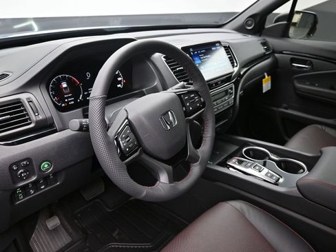 Used 2026 Honda Ridgeline Black Edition image 17
