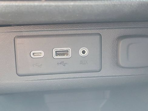 Used 2023 Buick Encore GX Select FWD image 29