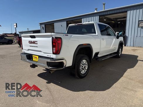 Used 2020 GMC Sierra 2500 SLE w/ SLE Convenience Package AWD/4WD image 7