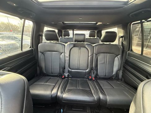 Used 2023 Jeep Wagoneer Series II w/ Convenience Group I image 21