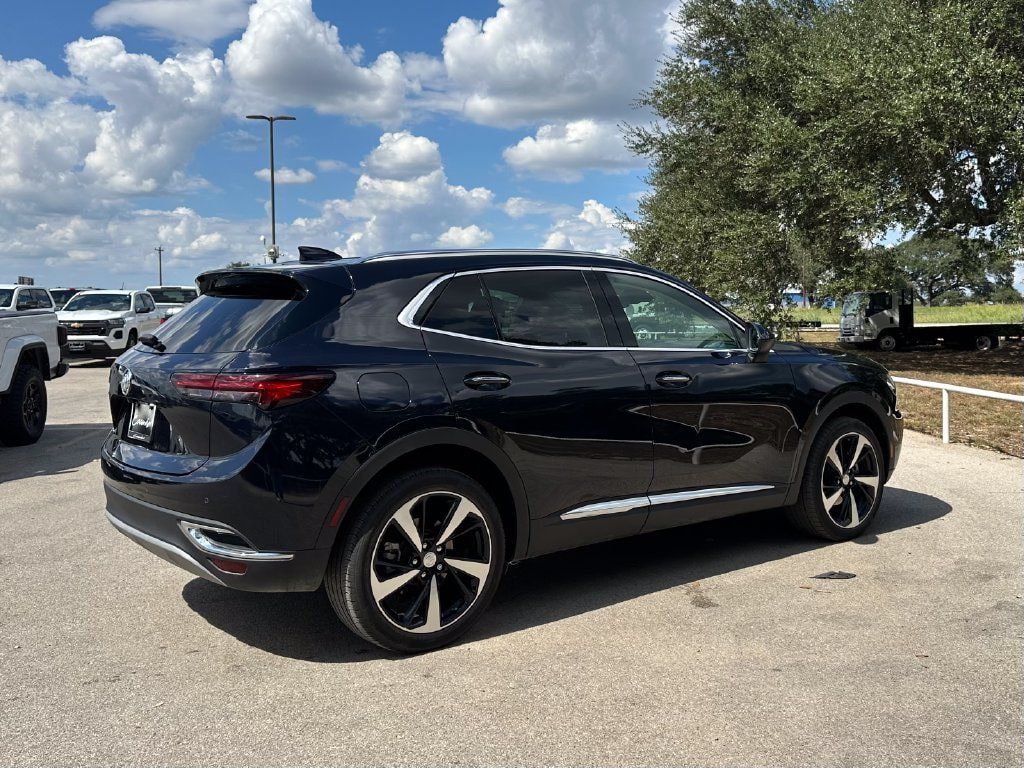 Used 2021 Buick Envision Essence FWD image 5