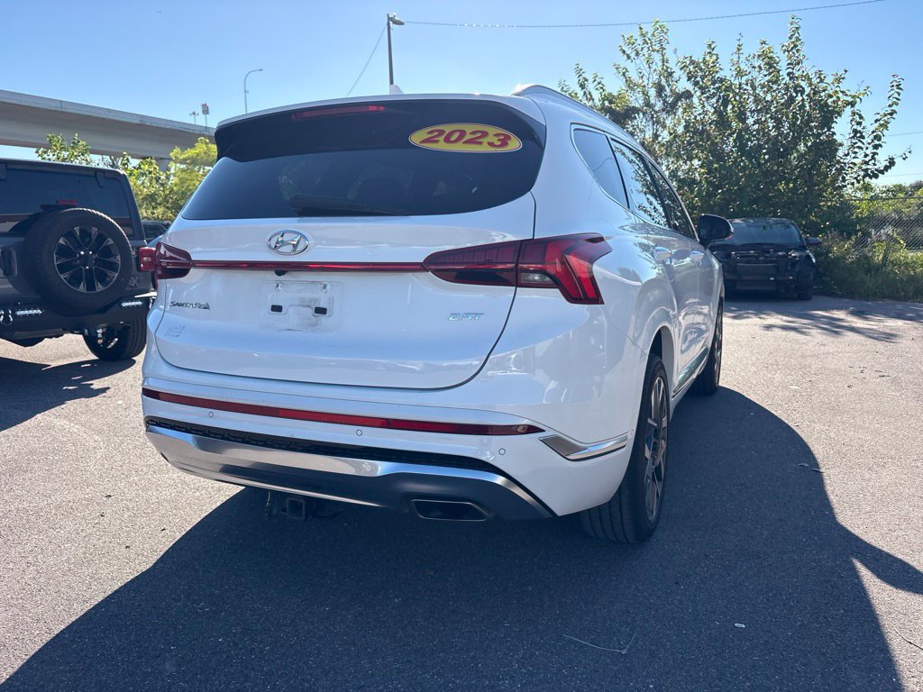 Used 2023 Hyundai Santa Fe Calligraphy w/ Cargo Package FWD image 3