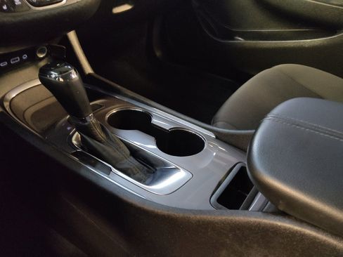 Used 2019 Chevrolet Malibu LT FWD image 26