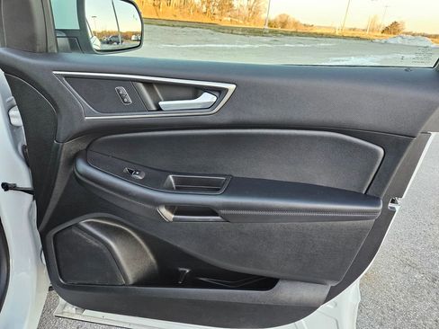 Used 2022 Ford Edge SEL w/ Convenience Package image 39