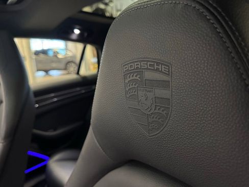 Certified 2023 Porsche Panamera 4 Platinum Edition AWD/4WD image 6