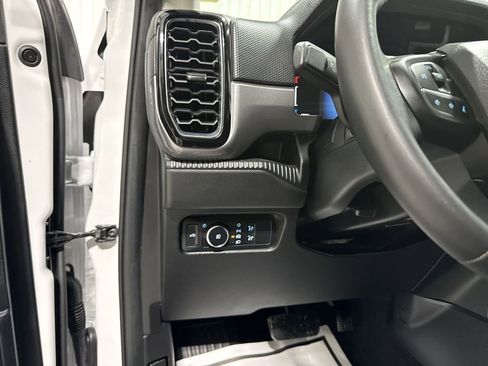 Used 2024 Ford Ranger XLT w/ FX4 Off-Road Package image 18