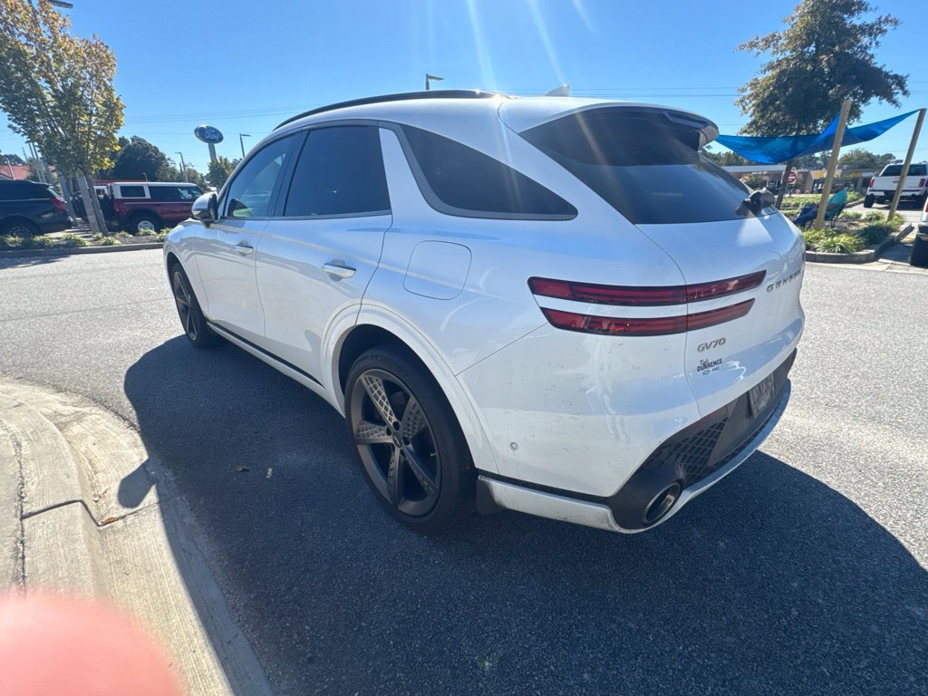 Used 2023 Genesis GV70 2.5T w/ Sport Prestige Package AWD/4WD image 5