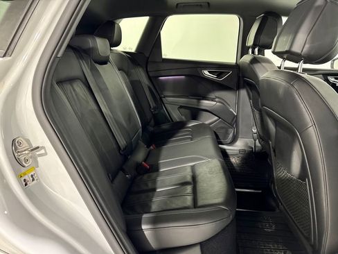 Used 2022 Audi Q4 e-tron Premium Plus image 30