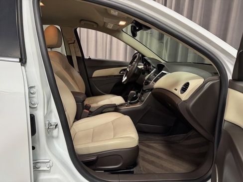 Used 2015 Chevrolet Cruze LTZ image 7