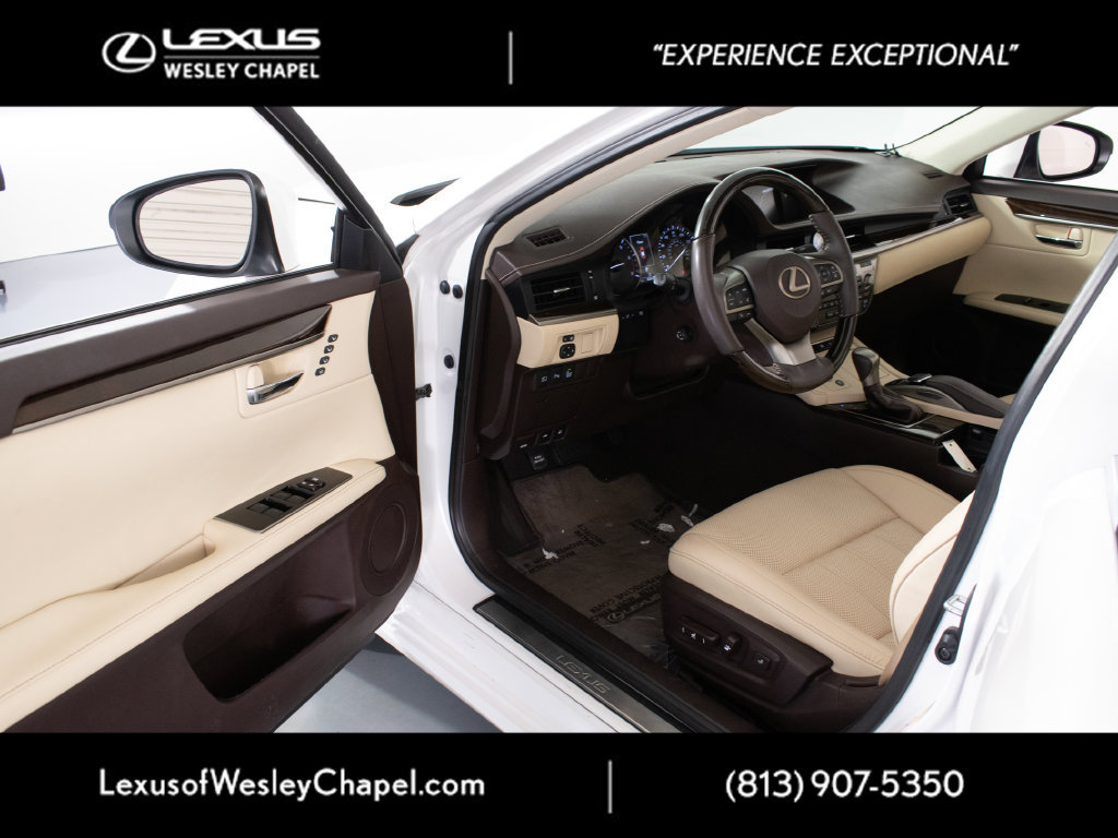 Used 2018 Lexus ES 350 w/ Luxury Package w/Wood Trim FWD image 14