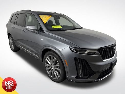 Used 2021 Cadillac XT6 Sport image 1