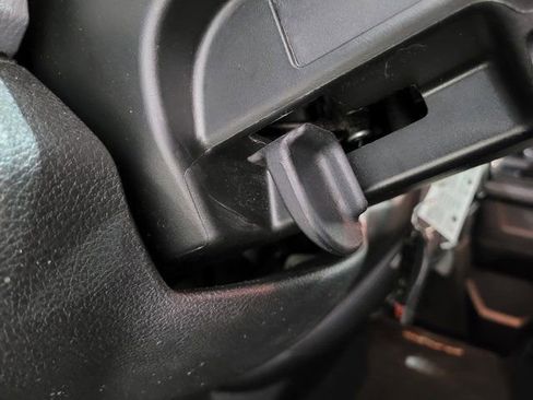 Used 2018 RAM 1500 Express w/ Express Value Package image 34