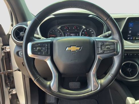 Used 2021 Chevrolet Blazer LT FWD image 18