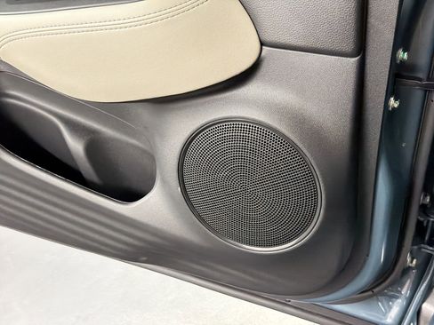 New 2026 Honda HR-V EX-L image 22