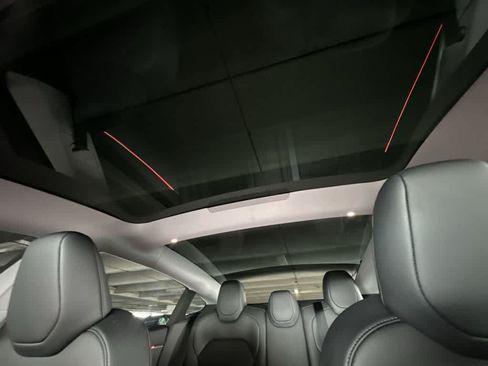 Used 2025 Tesla Model 3 Long Range AWD/4WD image 17
