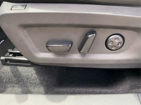 Used 2025 Nissan Murano Platinum AWD/4WD image 12