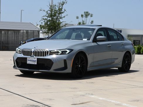 Used 2024 BMW 330i Sedan w/ M Sport Package RWD image 5