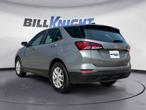 Used 2024 Chevrolet Equinox LS w/ Driver Confidence II Package FWD image 3