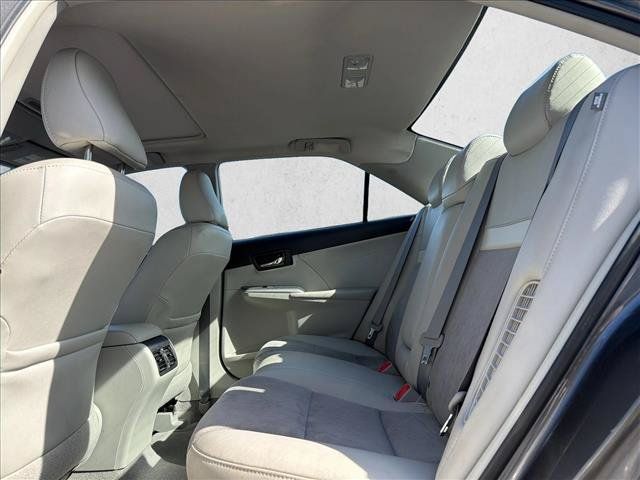Used 2014 Toyota Camry XLE w/ Leather Package FWD image 23
