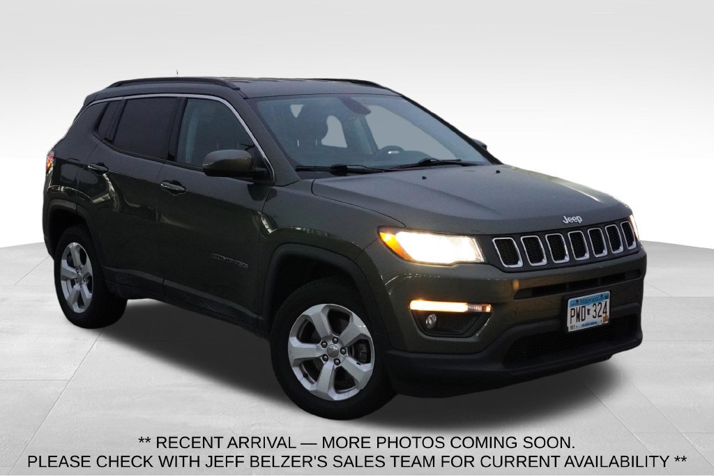 Used 2018 Jeep Compass Latitude w/ Popular Equipment Group AWD/4WD image 1