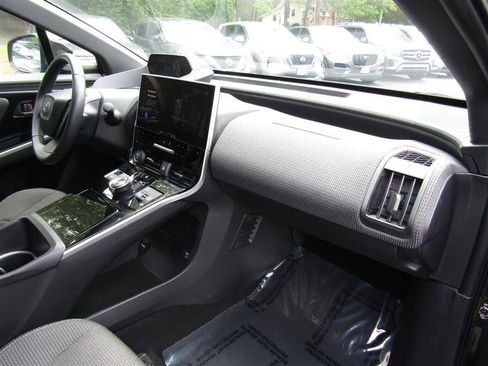 Used 2023 Toyota bZ4X AWD w/ Weather Package image 32