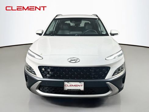 Used 2022 Hyundai Kona Limited w/ Cargo Package FWD image 3