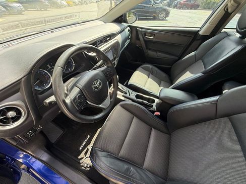 Used 2019 Toyota Corolla SE FWD image 14