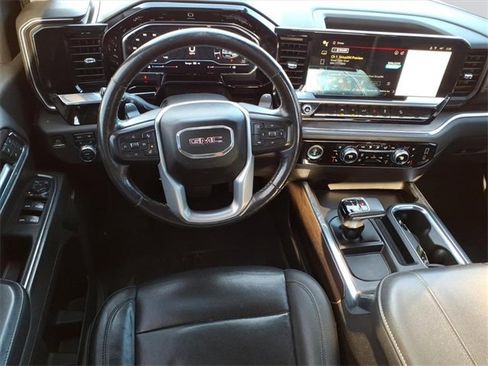 Used 2023 GMC Sierra 1500 SLT w/ SLT Premium Package image 5