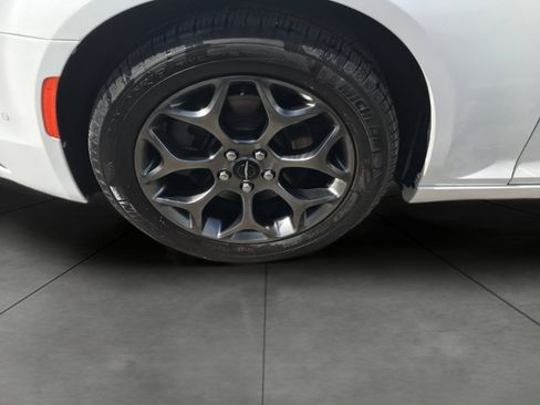 Used 2016 Chrysler 300 S w/ 300S Premium Group AWD/4WD image 4