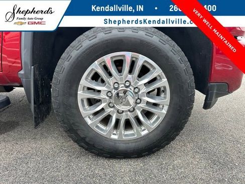 Used 2023 Chevrolet Silverado 2500 High Country w/ Z71 Off-Road Package image 6