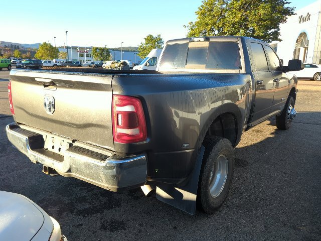 Used 2022 RAM 3500 Big Horn w/ Level B Equipment Group AWD/4WD image 3