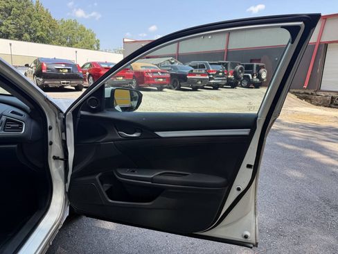 Used 2016 Honda Civic EX image 30