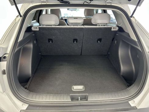 Used 2024 Hyundai Kona SEL FWD image 11