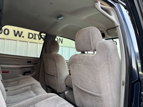 Used 2006 Chevrolet Avalanche Z66 w/ Preferred Equipment Group RWD image 15