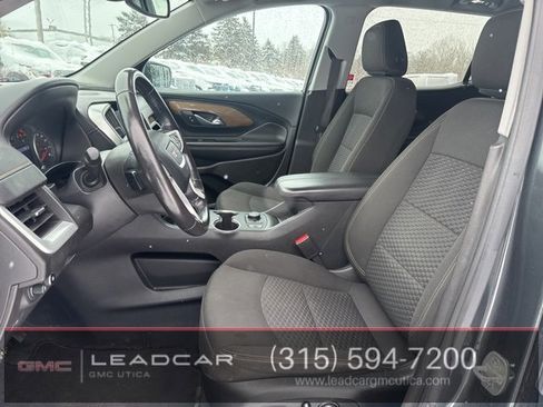 Used 2020 GMC Terrain SLE w/ Driver Convenience Package image 22