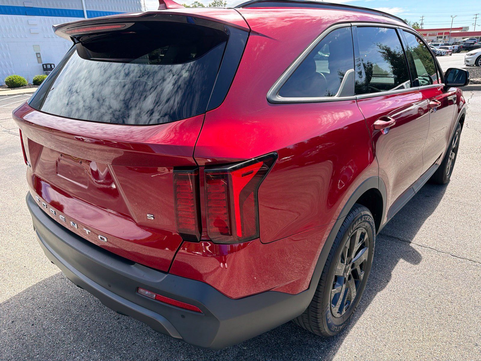 Used 2021 Kia Sorento S w/ Panoramic Sunroof Package AWD/4WD image 5