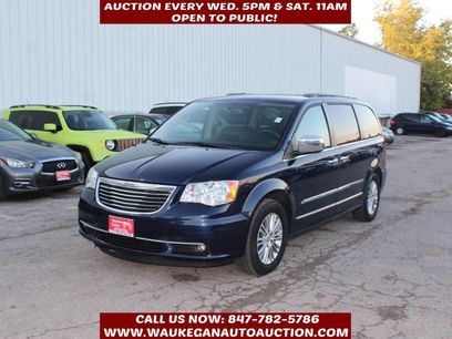 Used 2013 Chrysler Town & Country Touring-L w/ Trailer Tow Group