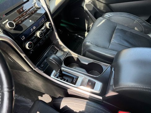 Used 2019 Subaru Ascent Limited AWD/4WD image 13