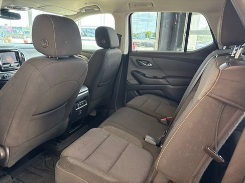 Used 2020 Chevrolet Traverse LS w/ LPO, Floor Liner Package AWD/4WD image 18