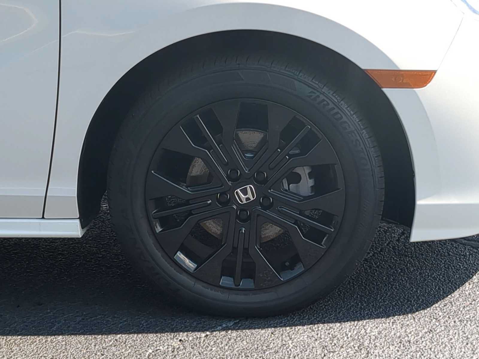 New 2026 Honda Odyssey Sport-L image 10