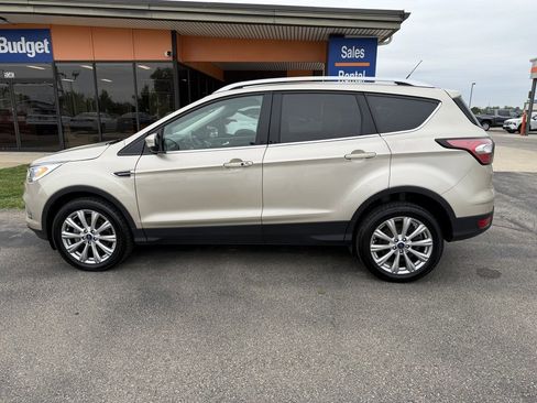 Used 2018 Ford Escape Titanium AWD/4WD image 2