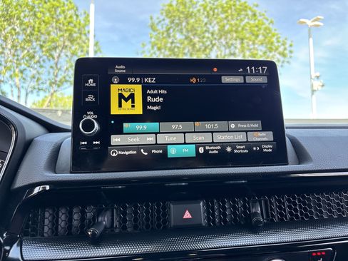 Used 2024 Honda CR-V Sport Touring image 22