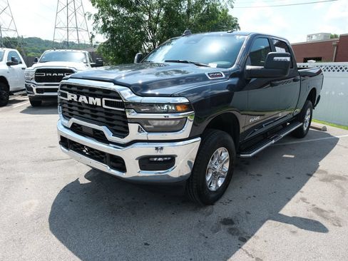 Used 2026 RAM 2500 Big Horn AWD/4WD image 11
