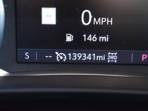 Used 2020 GMC Acadia SLT image 36