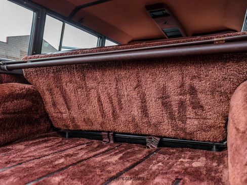 Used 1991 Jeep Grand Wagoneer AWD/4WD image 84