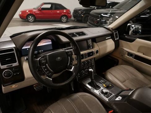 Used 2010 Land Rover Range Rover Autobiography AWD/4WD image 16